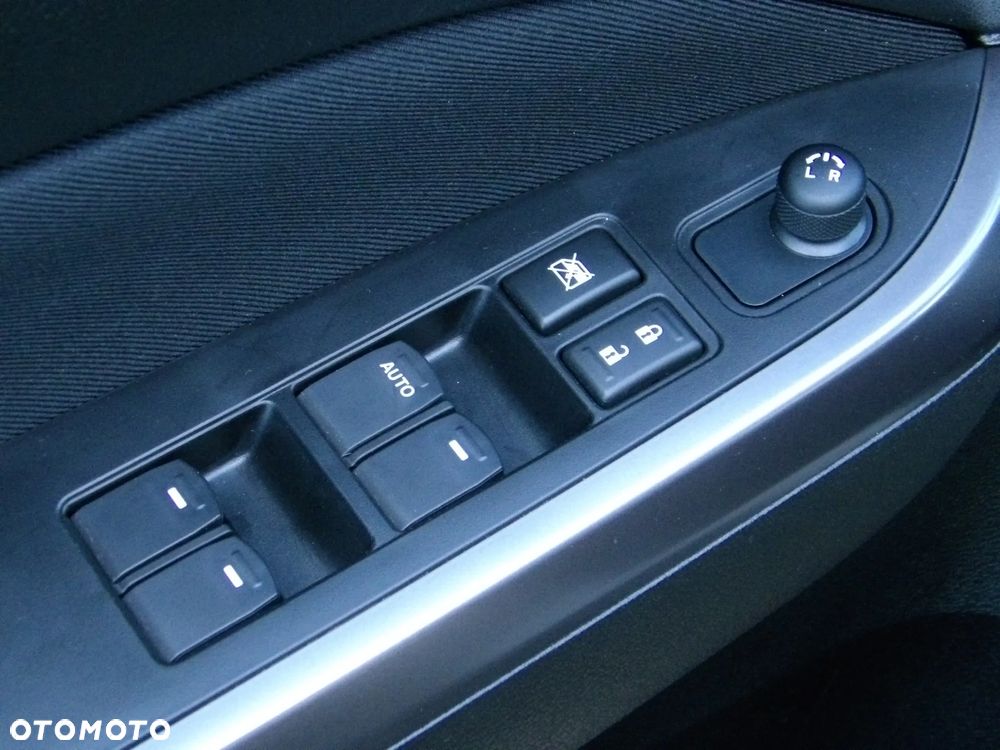 Suzuki Vitara 1.4 Boosterjet Premium 2WD - 21