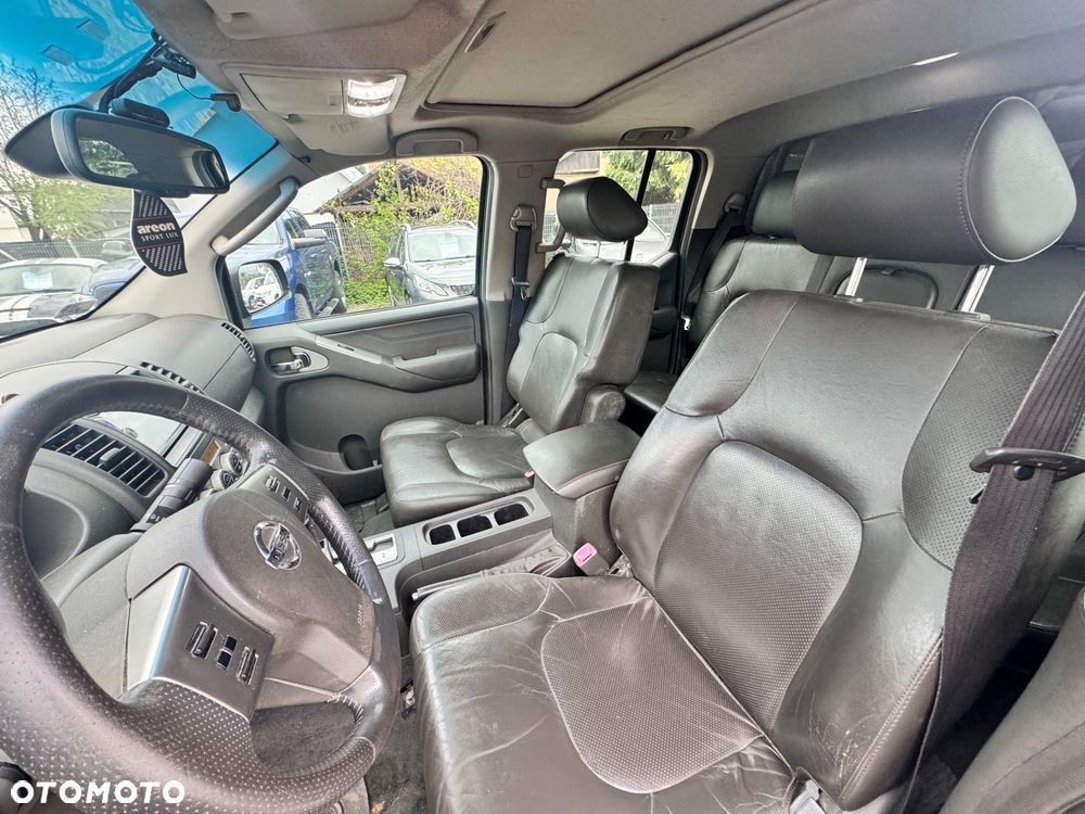 Nissan Navara DPF Autm Premium - 21