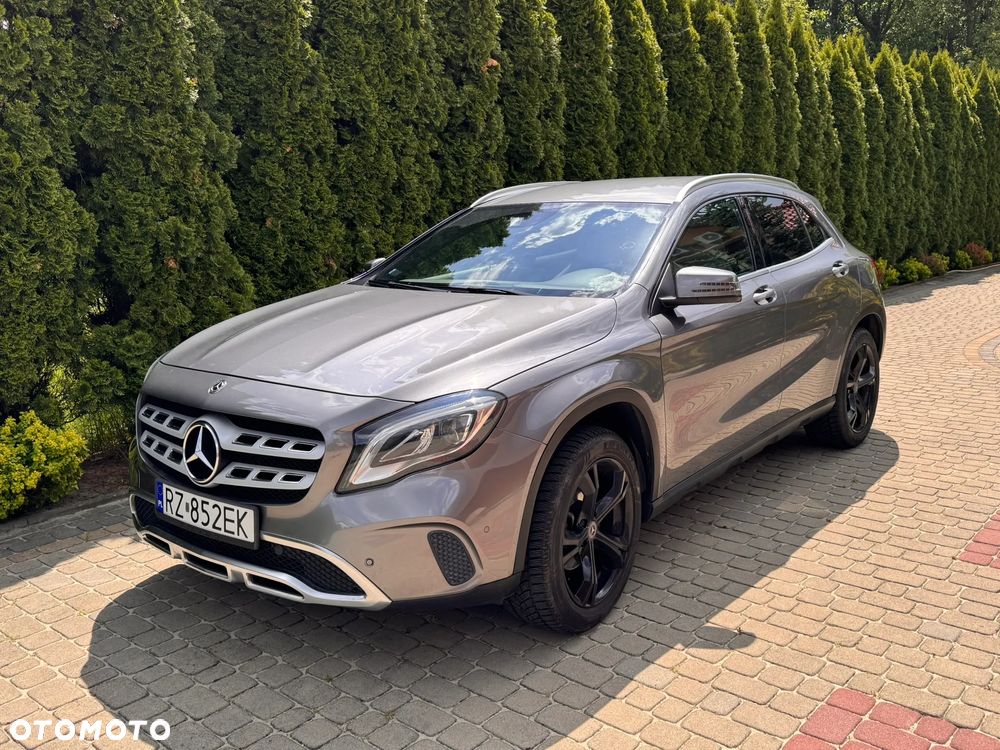 Mercedes-Benz GLA 200 (CDI) d 7G-DCT - 1
