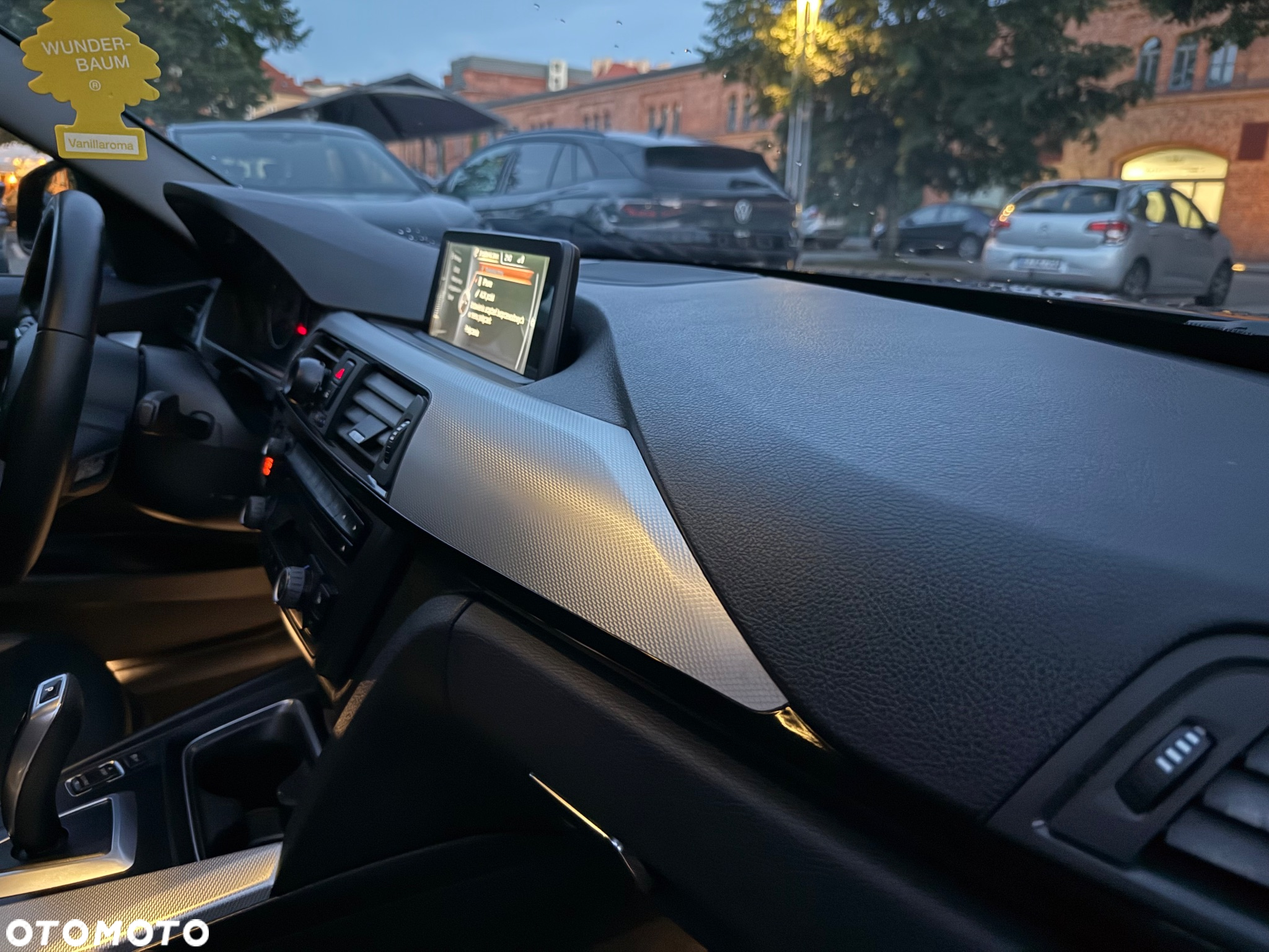 BMW Seria 3 - 17