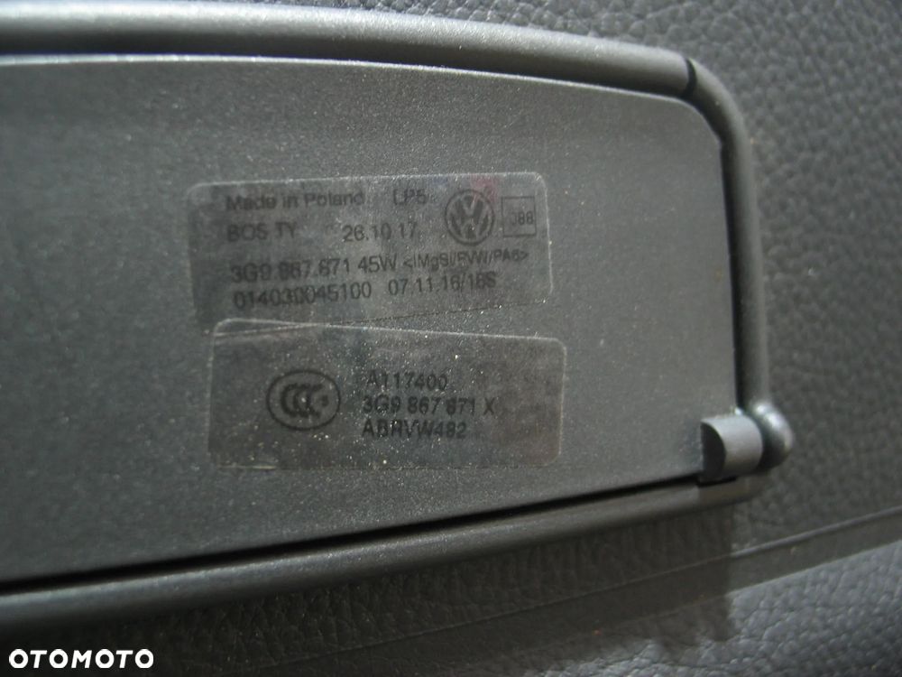 roleta bagaznika vw passat b8 14-23r. 3G9867871X orginal czarna - 9