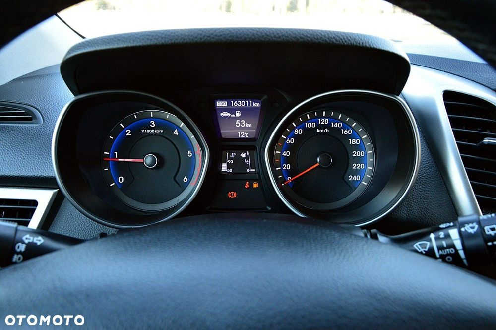 Hyundai i30 1.6 CRDi BlueDrive Comfort - 27