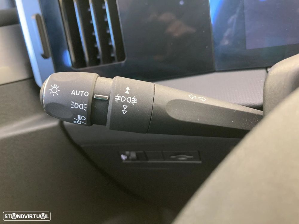 Opel Astra 1.2 T Elegance - 24