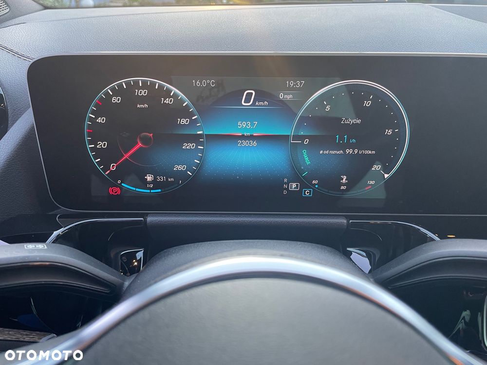 Mercedes-Benz GLA 250 4-Matic - 2