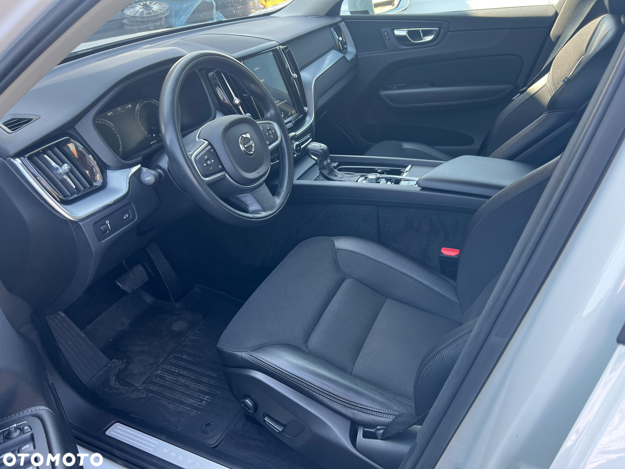 Volvo XC 60 T5 AWD Momentum - 19
