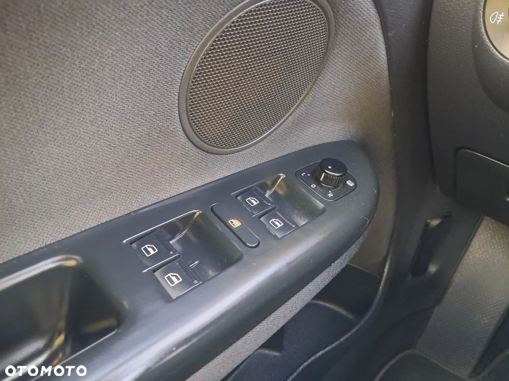 Volkswagen Golf 1.4 Style - 27