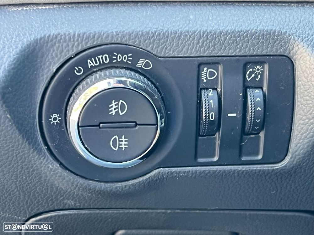 Chevrolet Cruze 2.0 VCDi LT - 19