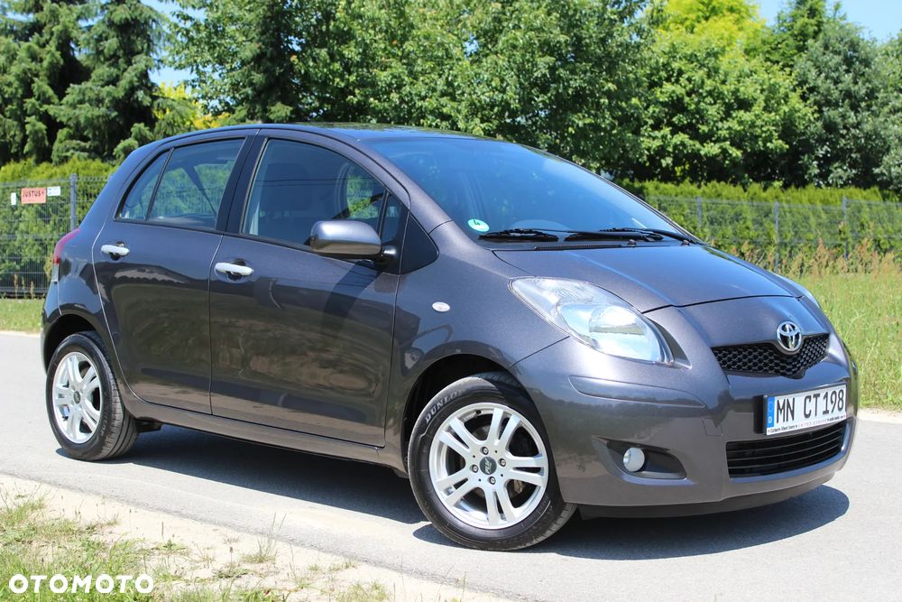 Toyota Yaris 1.33 VVT-i Executive - 2