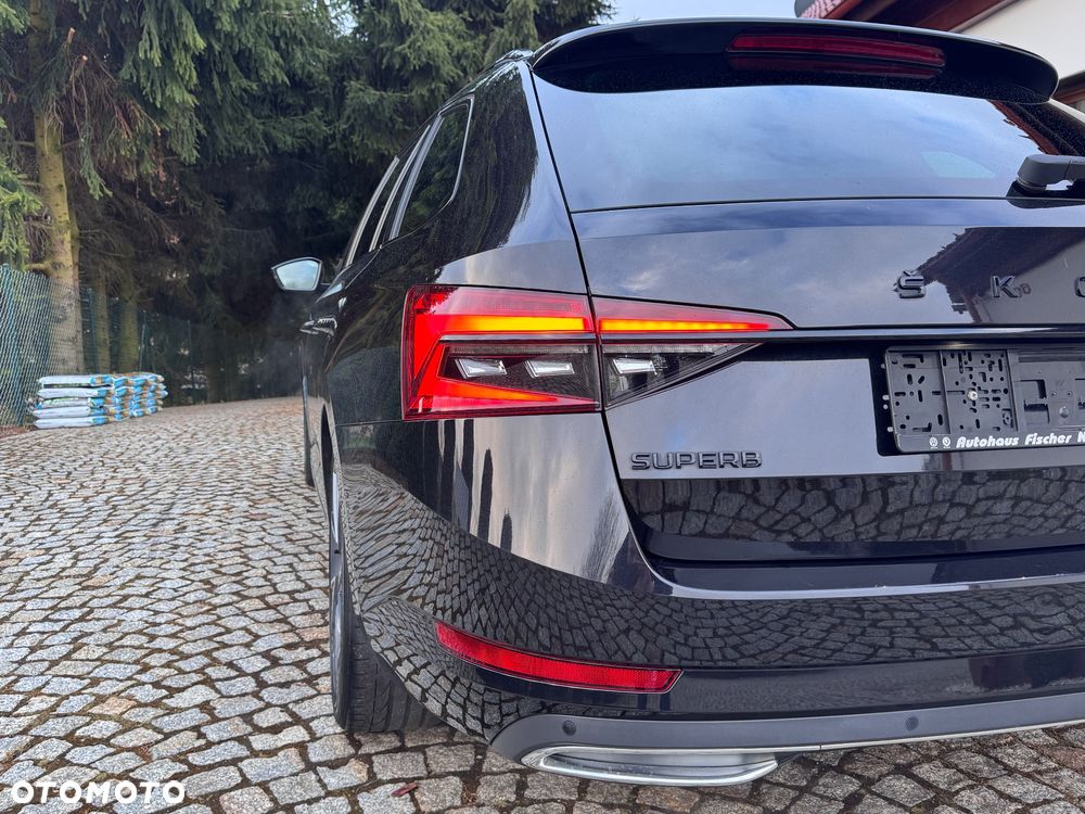 Skoda Superb 2.0 TDI SCR Sportline DSG - 17