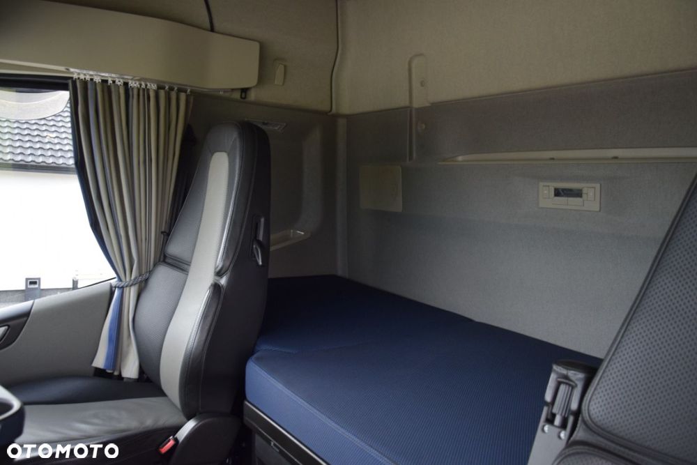 Volvo FH 500 Globetrotter XL Standard Euro6 - 27