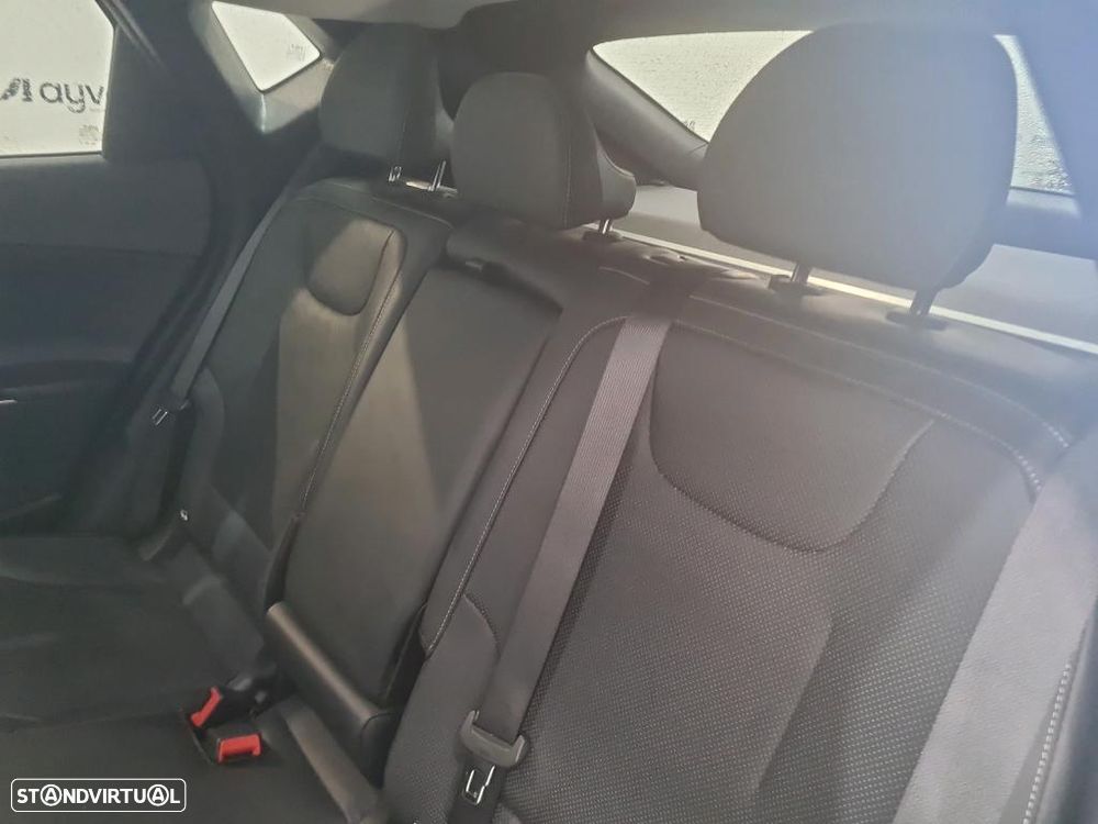 Kia EV6 77.4 kWh Earth - 5