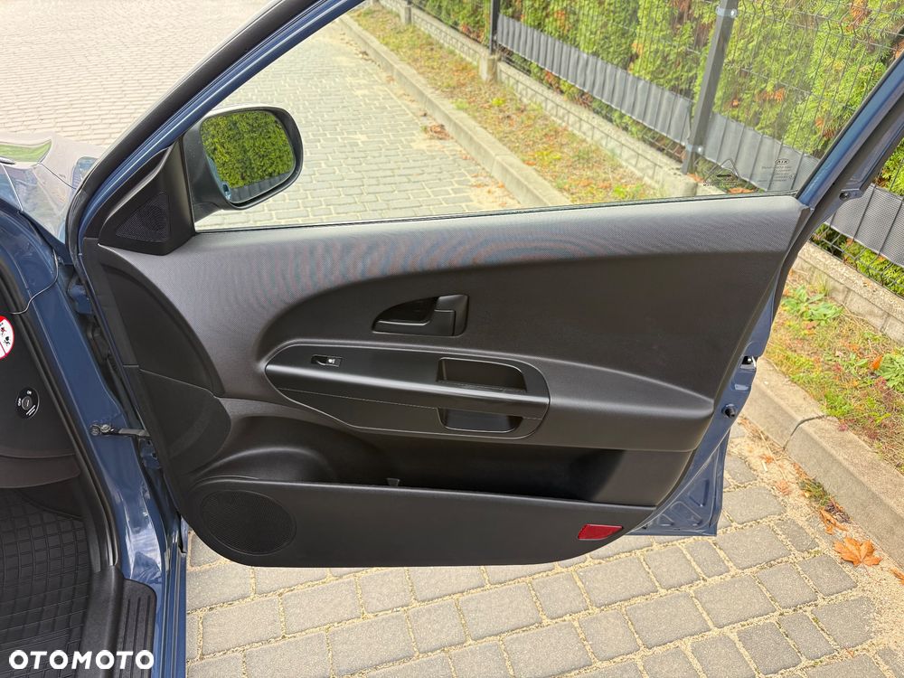 Kia Ceed - 21