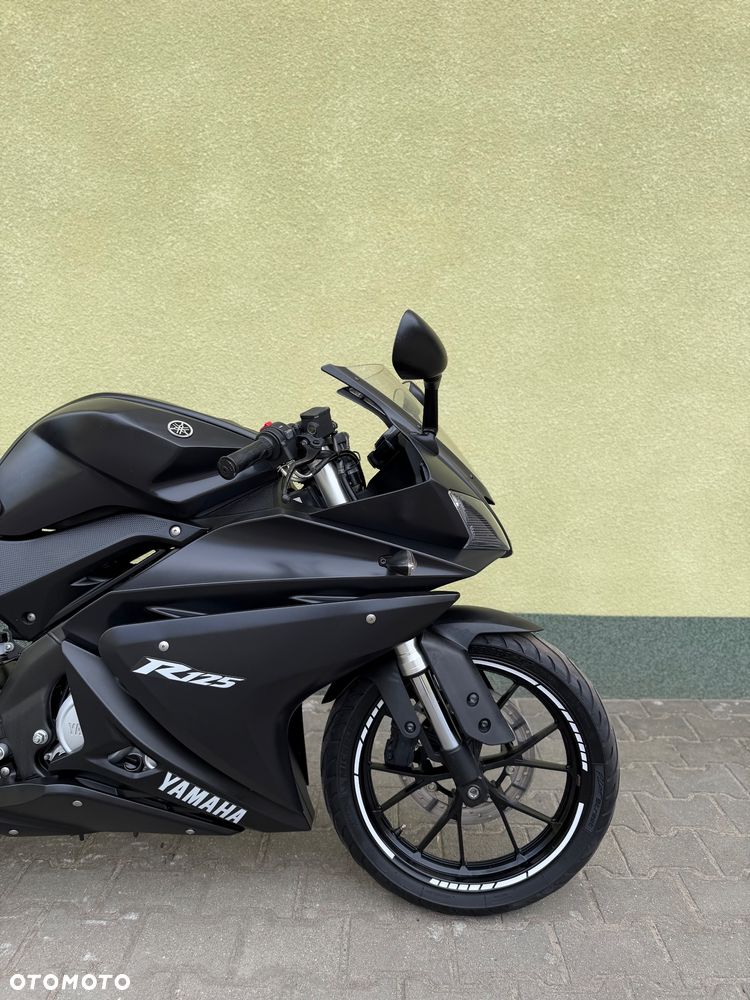 Yamaha YZF - 6