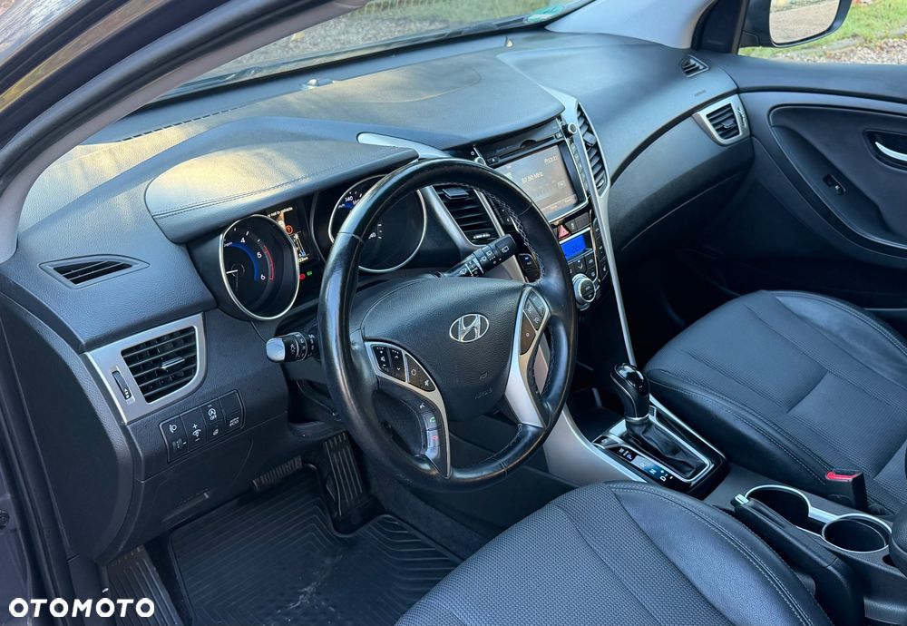 Hyundai i30 1.6 CRDI DCT Premium - 17