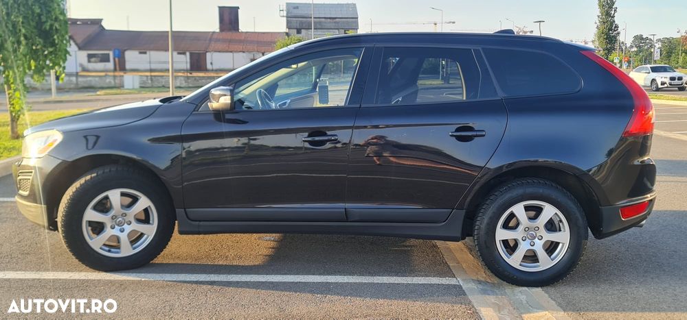 Volvo XC 60 2.4D AWD Momentum - 6