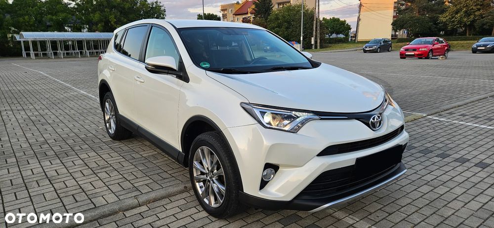 Toyota RAV4 2.0 D-4D Premium 4x2 - 1