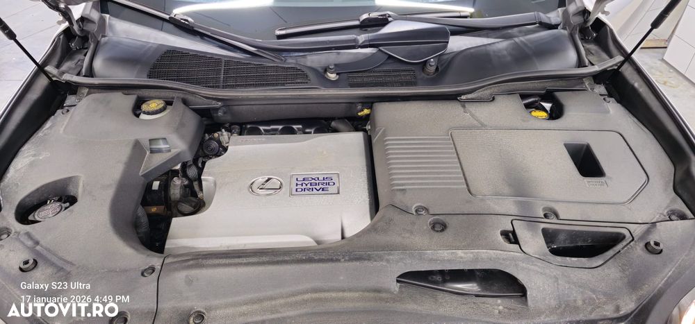 Lexus Seria RX - 24