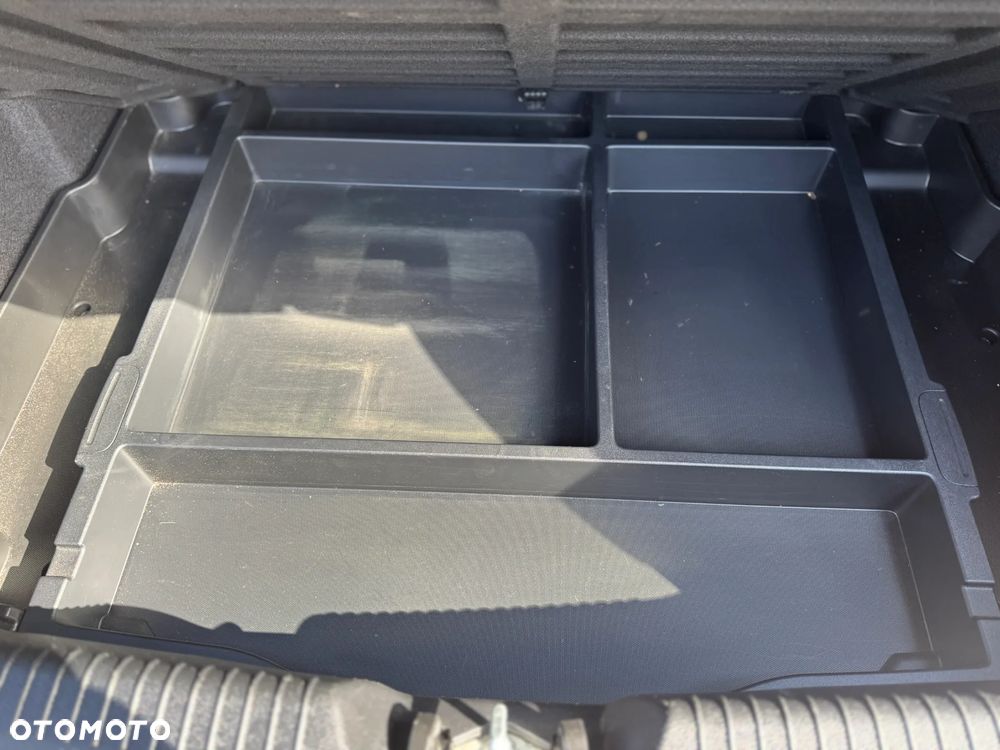 Kia Ceed 1.6 GDI Business Line - 39