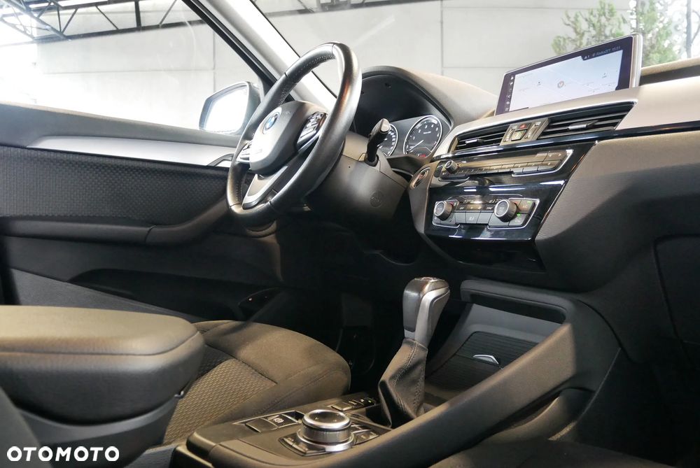 BMW X1 sDrive18i Business Edition - 26