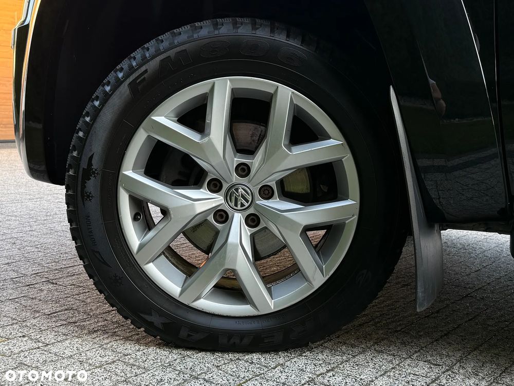 Volkswagen Amarok - 15