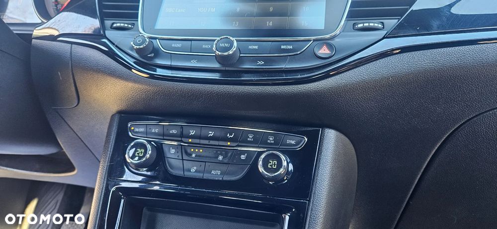 Opel Astra 1.4 Turbo Innovation - 14