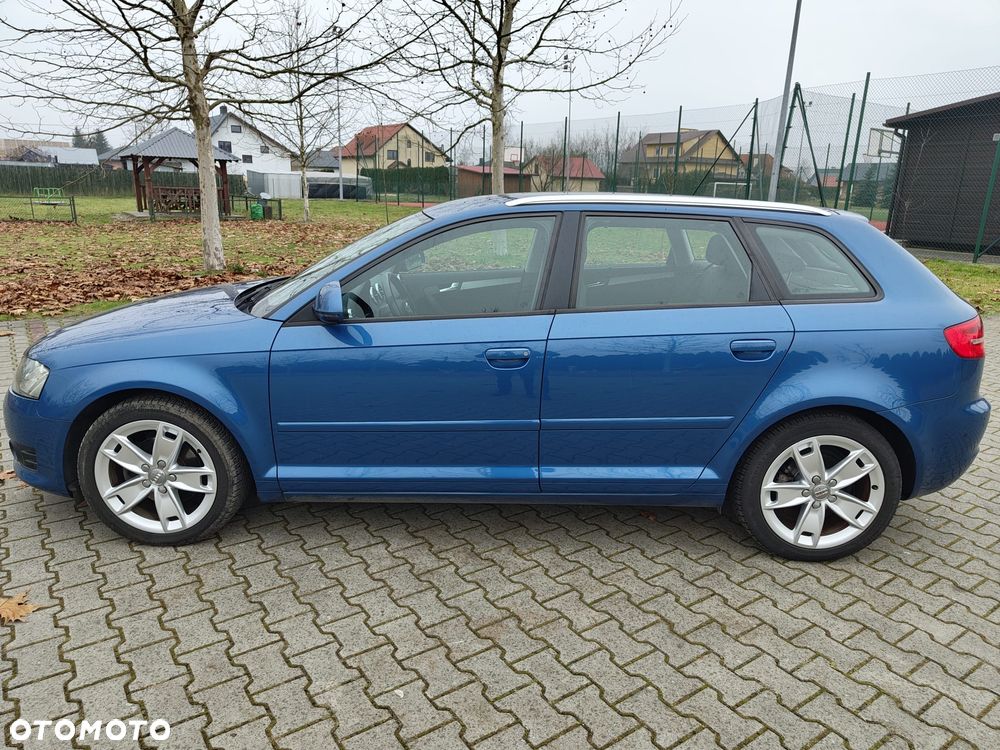 Audi A3 Sportback 2.0 TDI Ambiente - 6