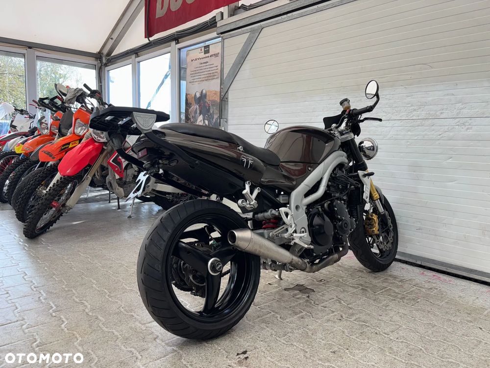 Triumph Speed Triple - 12