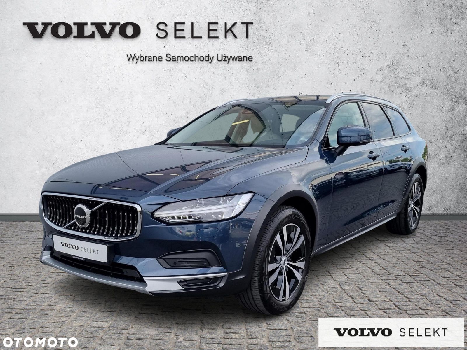 Volvo V90 Cross Country - 1