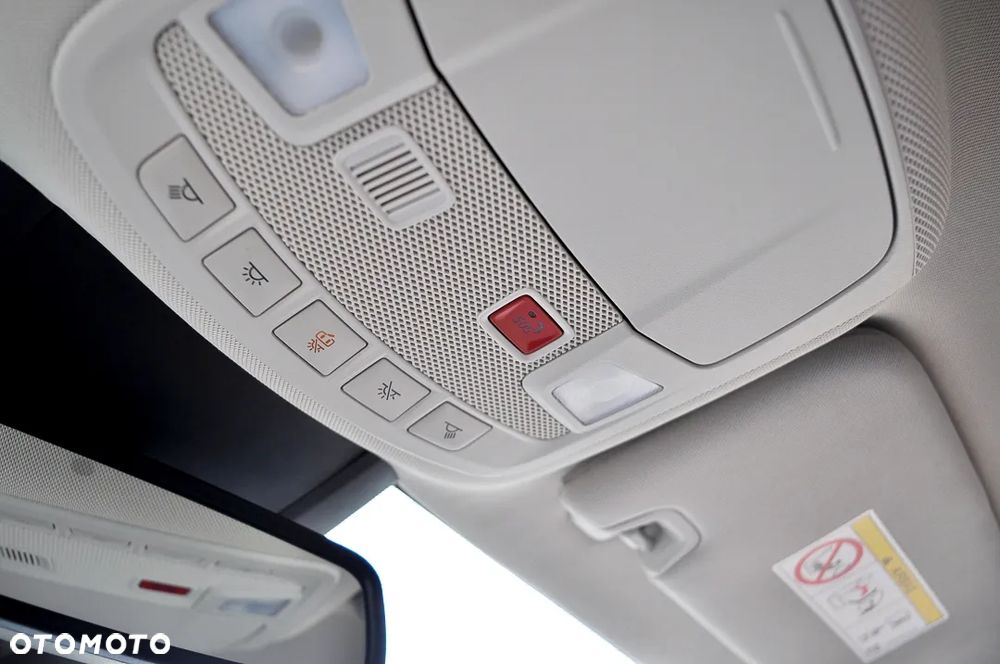 Ford Mondeo 2.0 EcoBlue Titanium - 32