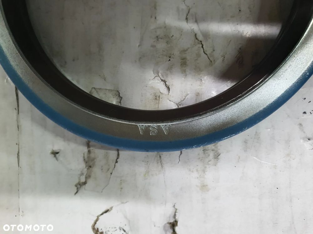 Uszczelniacz piasty koła 125x160x17 DAF 0292766 - 6