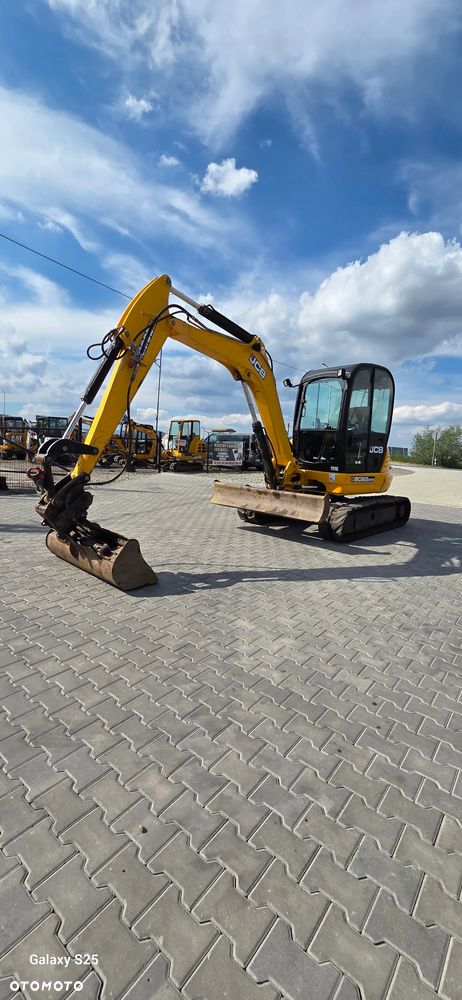 JCB 8065 - 4