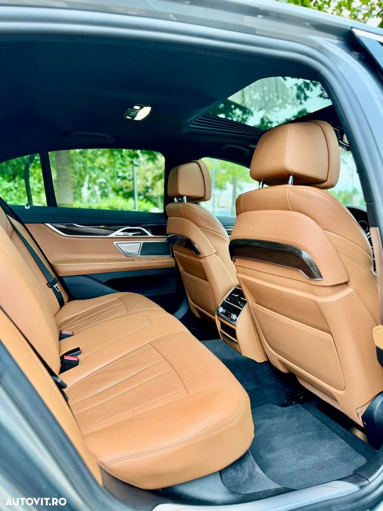 BMW Seria 7 730d xDrive - 21