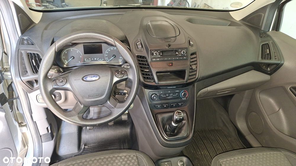 Ford Transit Connect - 4
