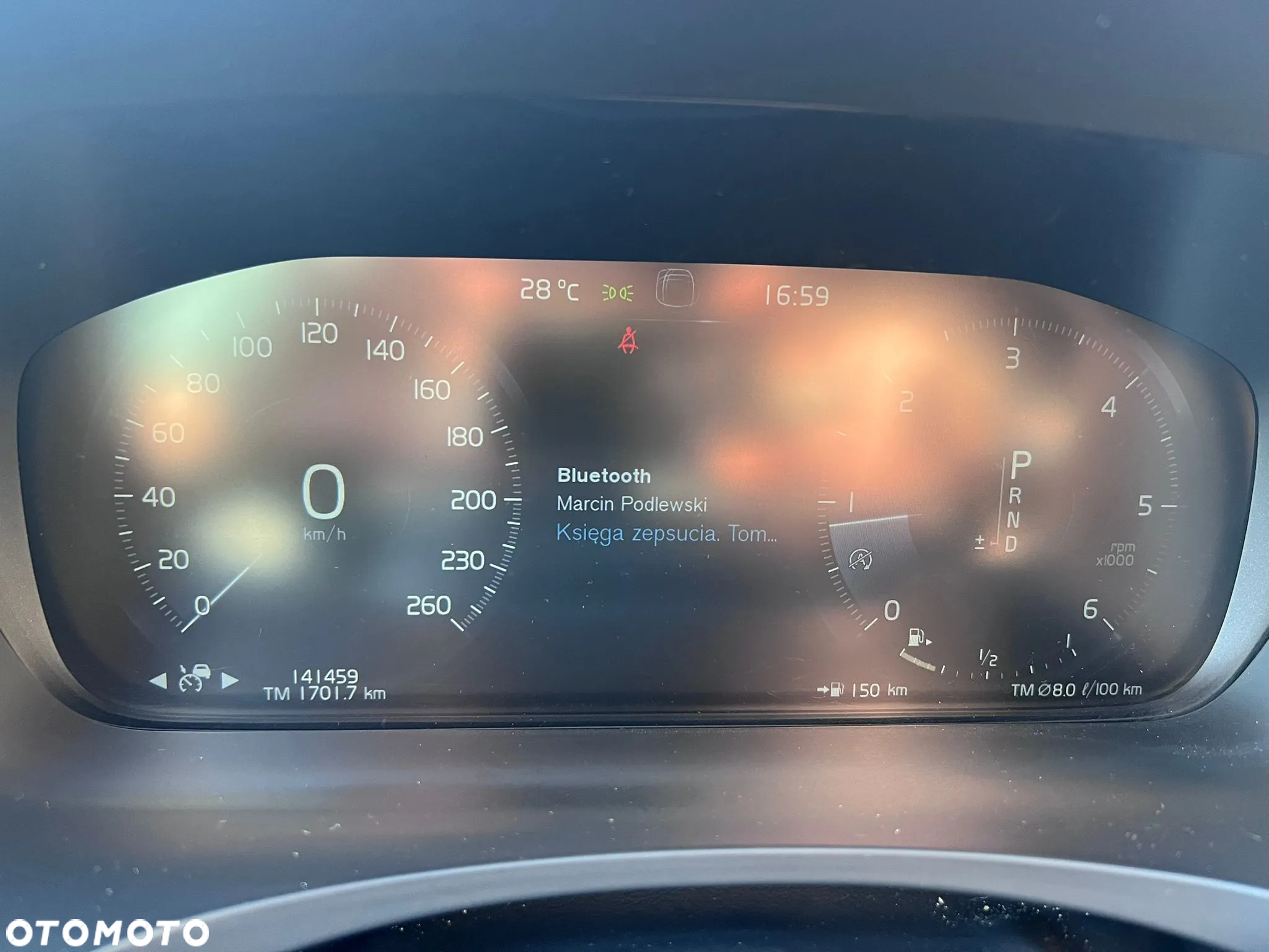 Volvo V90 D5 SCR AWD R-Design - 8