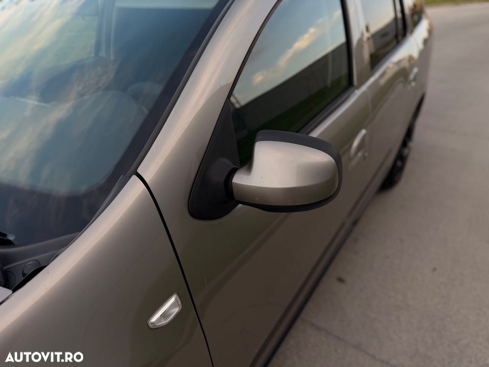 Dacia Logan MCV TCe 90 Laureate - 28