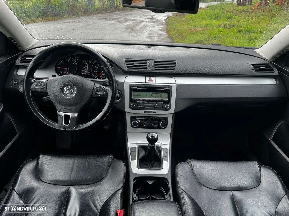 VW Passat 1.6 TDI BlueMotion - 3