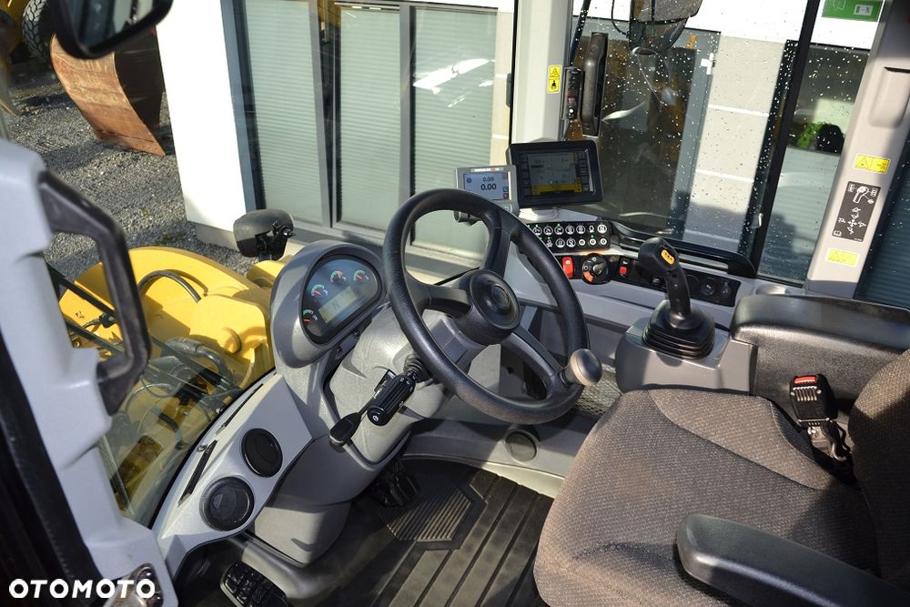 Caterpillar 926 M - 24