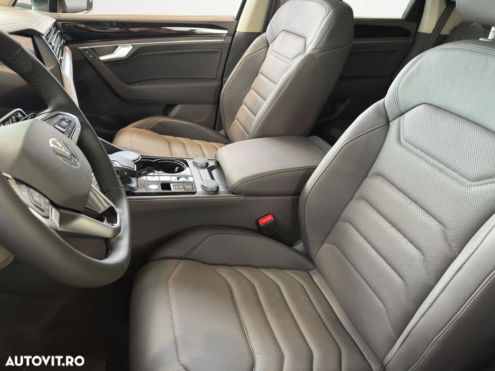 Volkswagen Touareg V6 TDI 4MOTION Elegance - 9