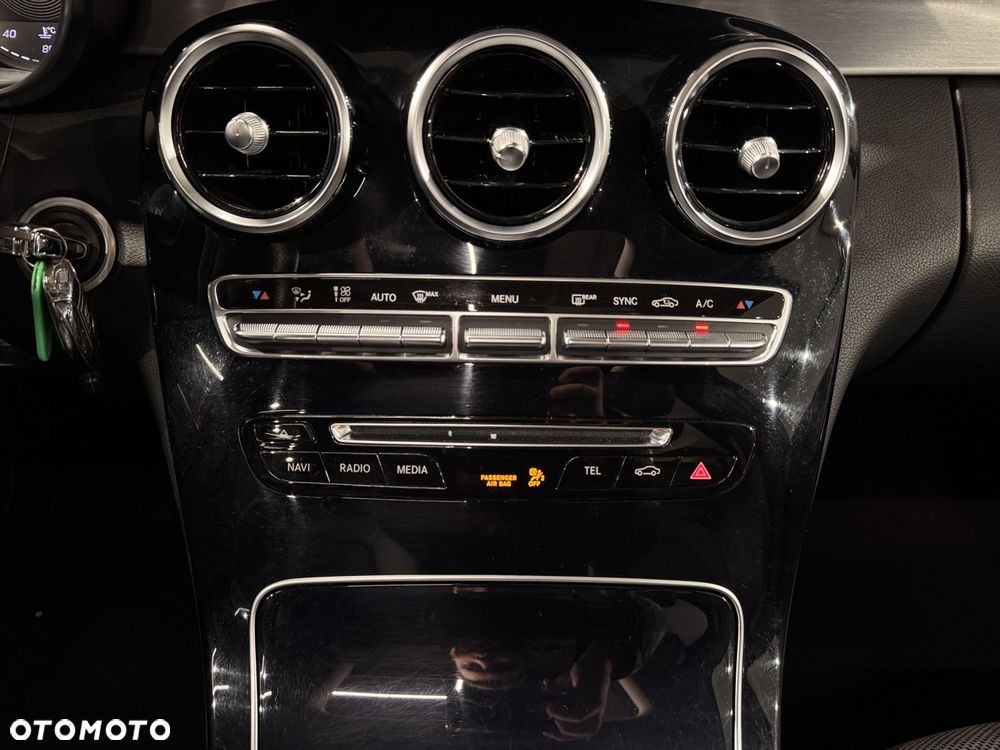 Mercedes-Benz Klasa C - 22