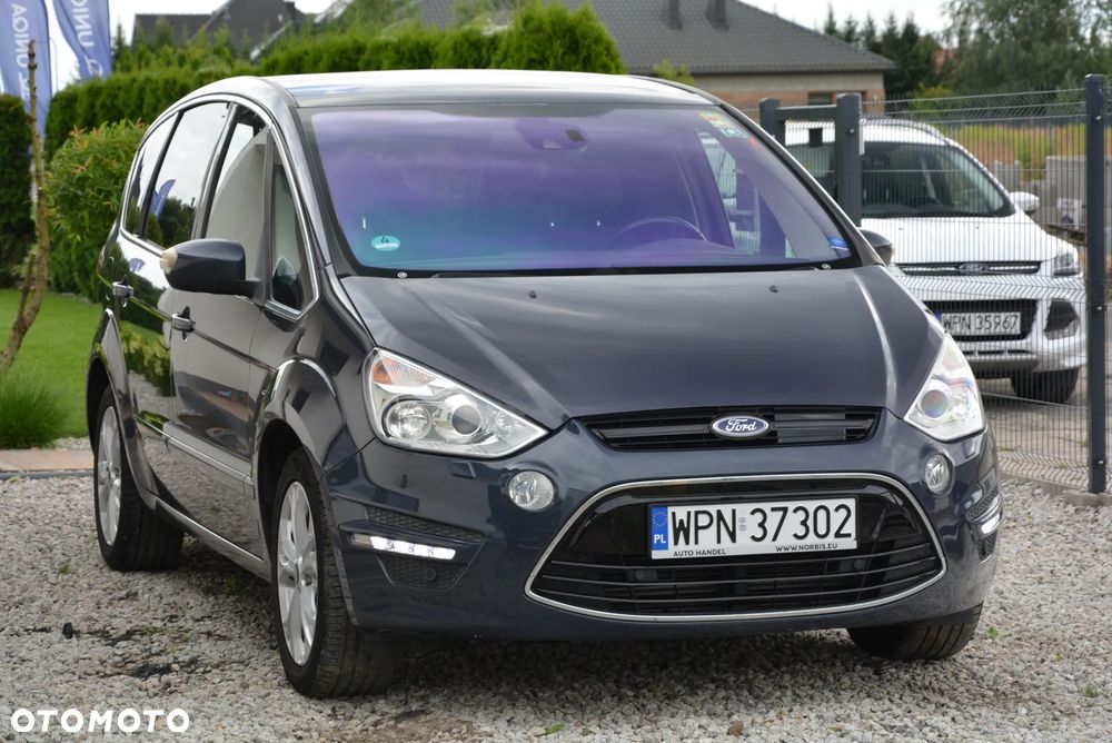 Ford S-Max - 9