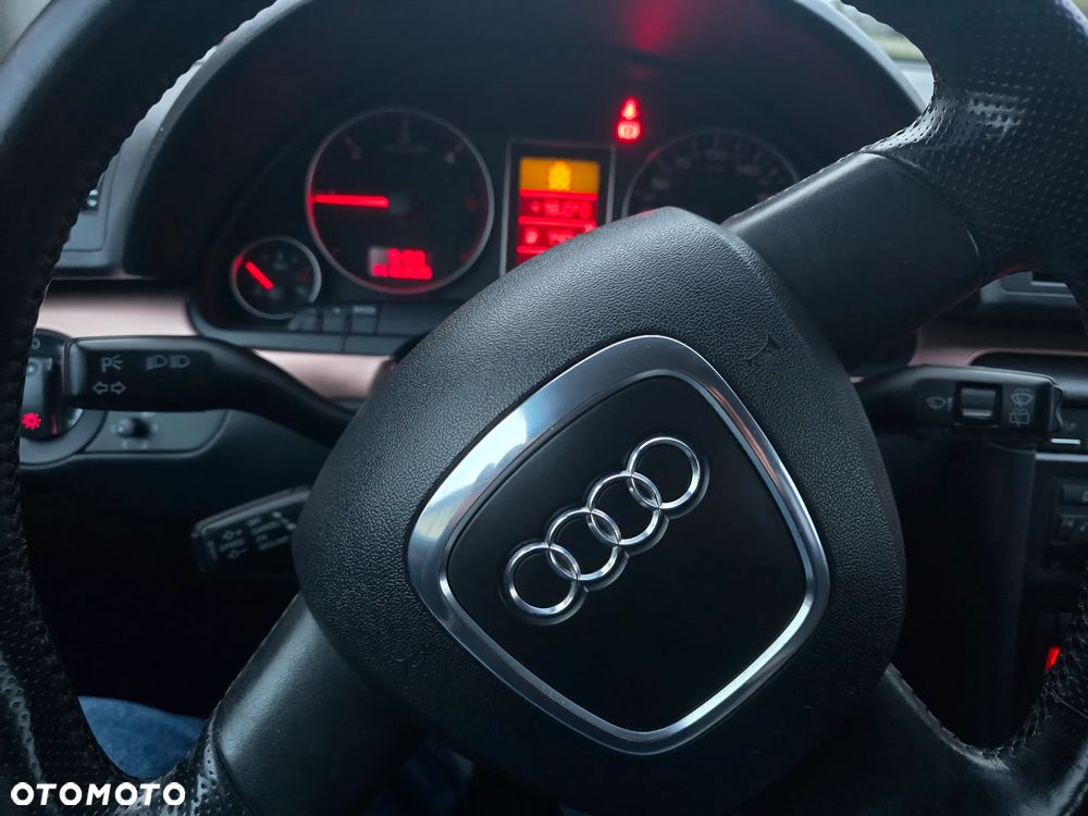 Audi A4 Avant 2.0 TDI - 12