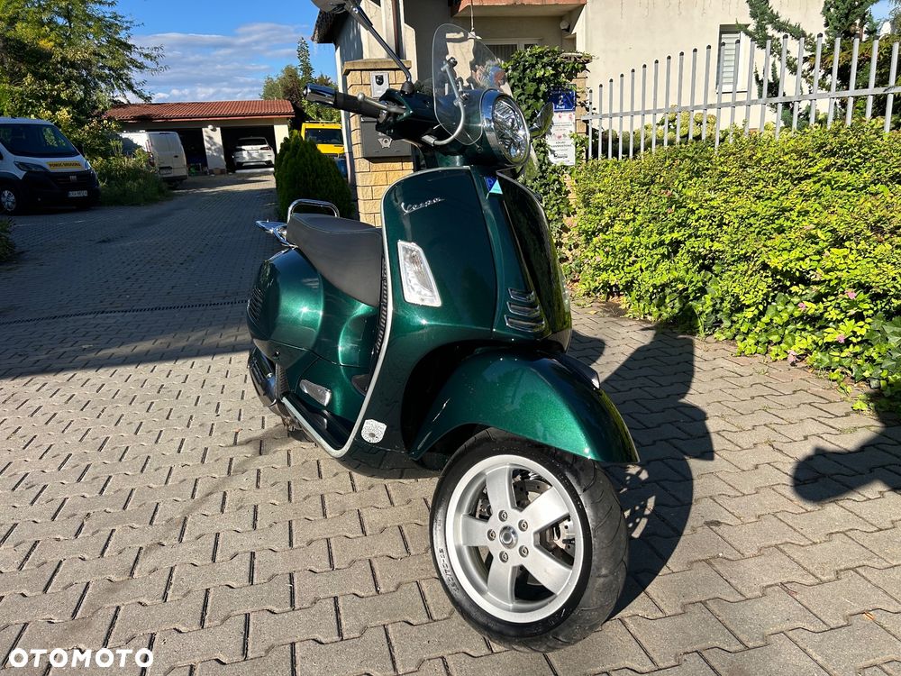 Vespa GTS - 1