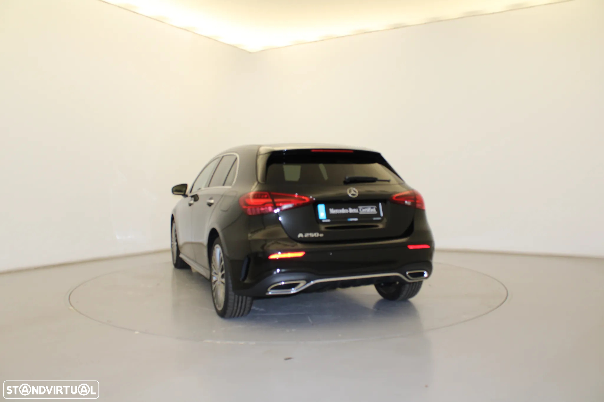 Mercedes-Benz A 250 e - 9