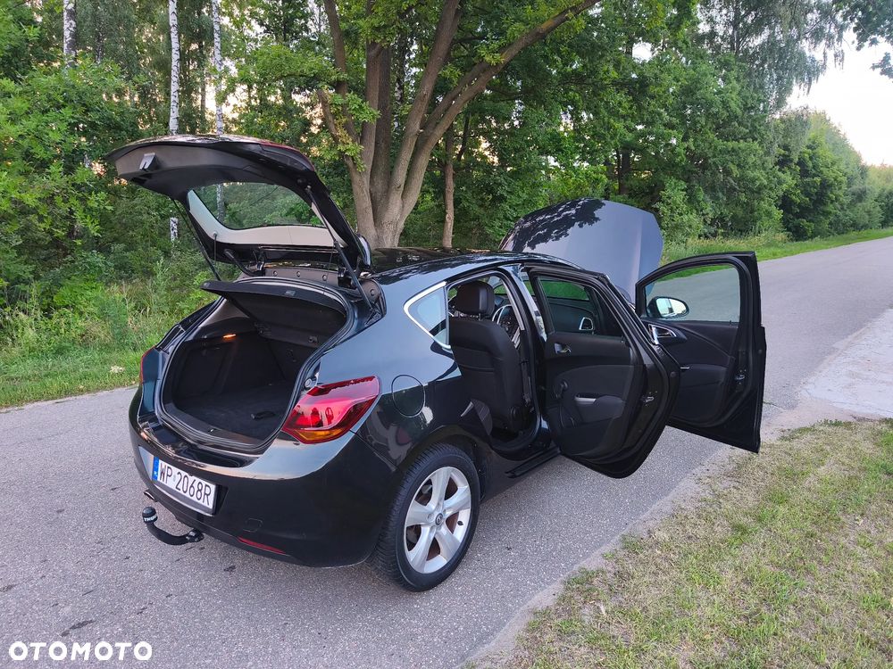 Opel Astra 1.4 T Cosmo - 27