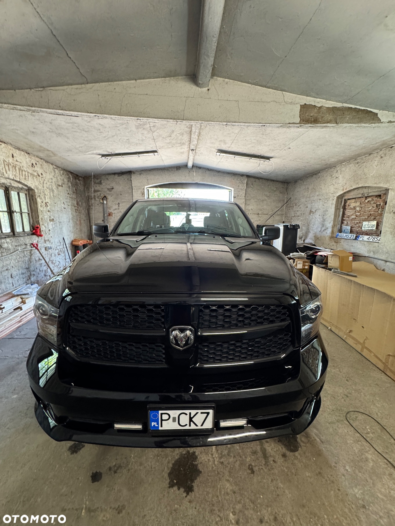 Dodge RAM 1500 5.7 4x4 - 14