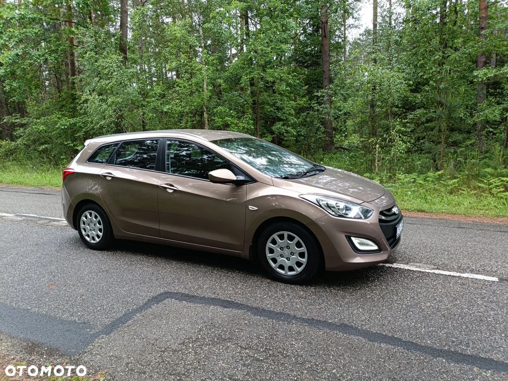 Hyundai i30 1.6 CRDi Comfort - 17