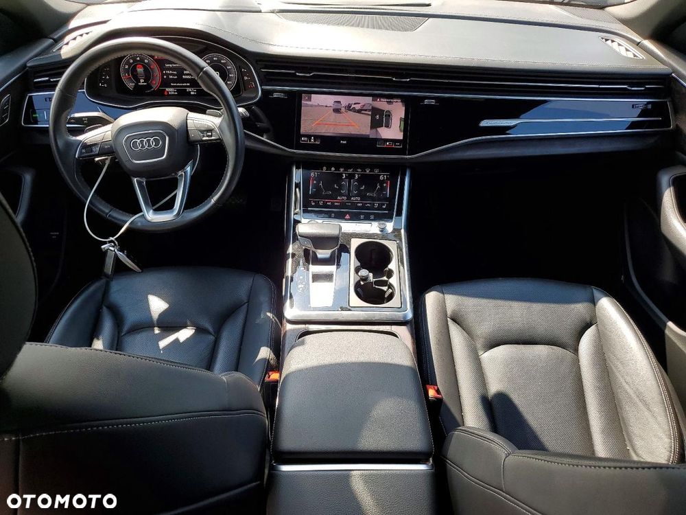 Audi Q8 55 TFSI quattro tiptronic - 8