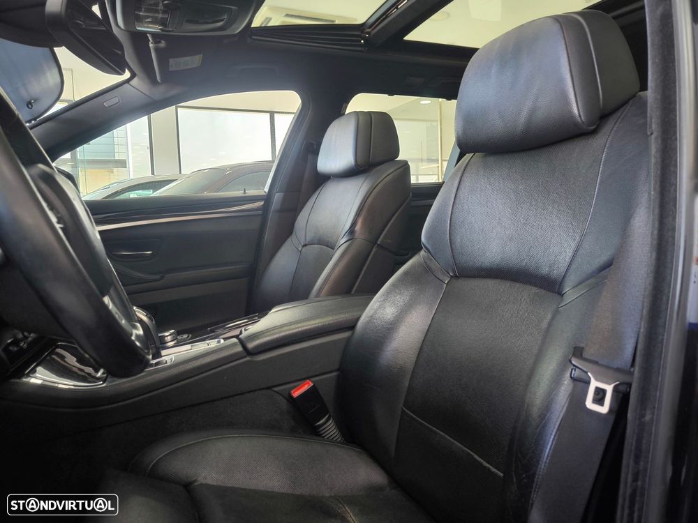 BMW 520 d Pack M Auto - 11