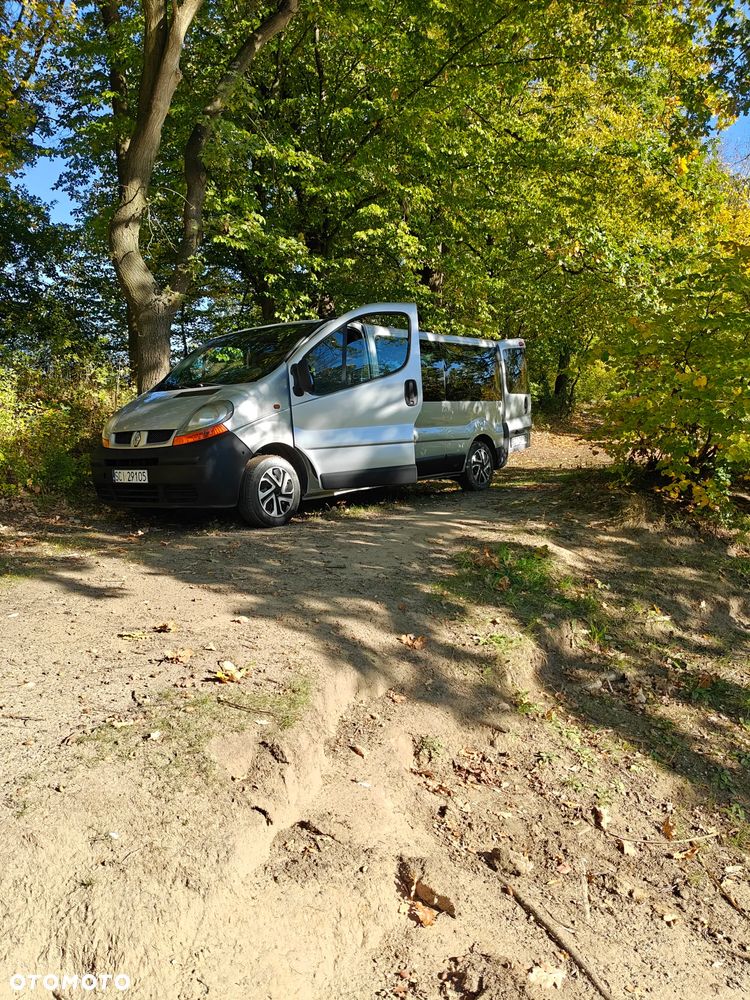 Renault Trafic - 10