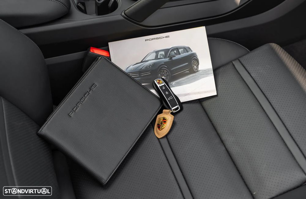 Porsche Cayenne E-Hybrid - 37